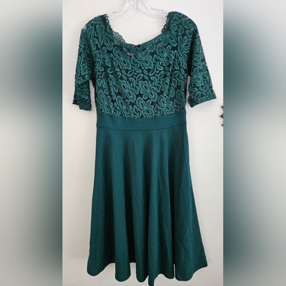 MISMAY GREEN LACE DRESS - Picture 1 of 3